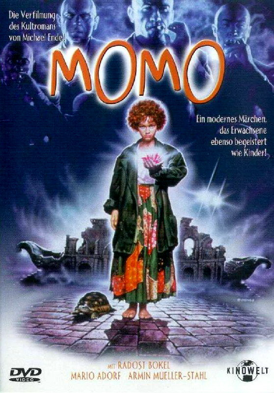 Момо - постер фильма